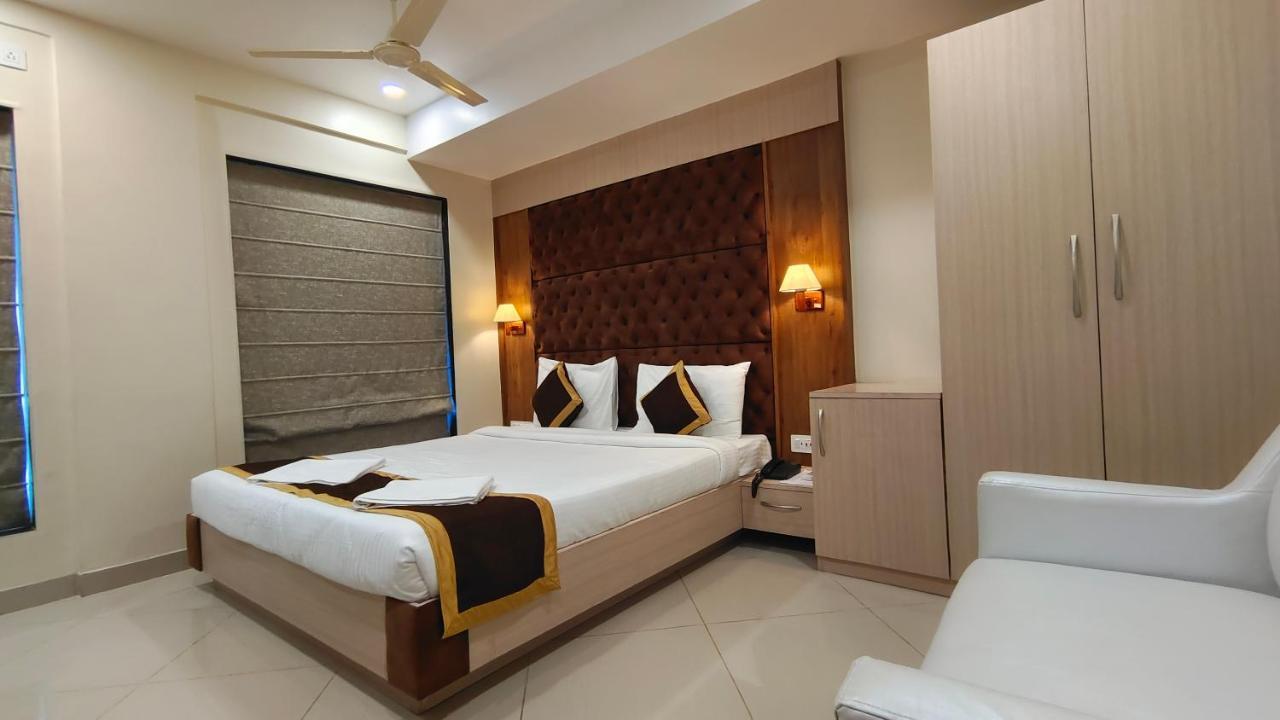 The Panash - Hotel & Banquet 콜카타 외부 사진
